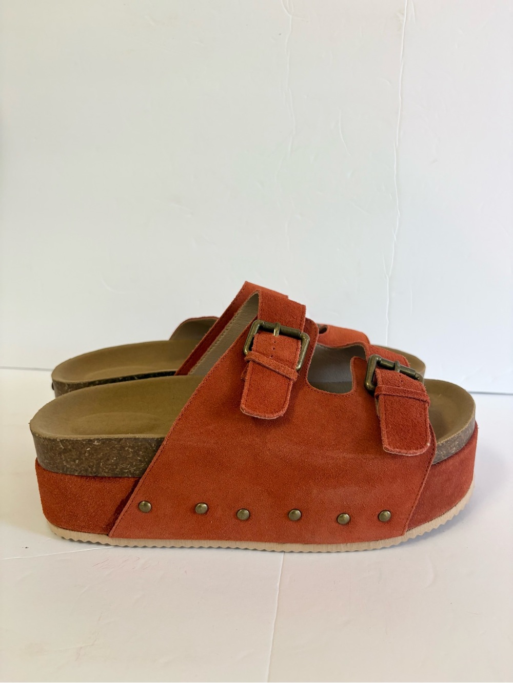 Brand New In Box Amazon Platform Sandals Size 41 - fits US 10